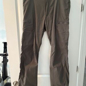 Wrangler Men's Brown Cargo Pants